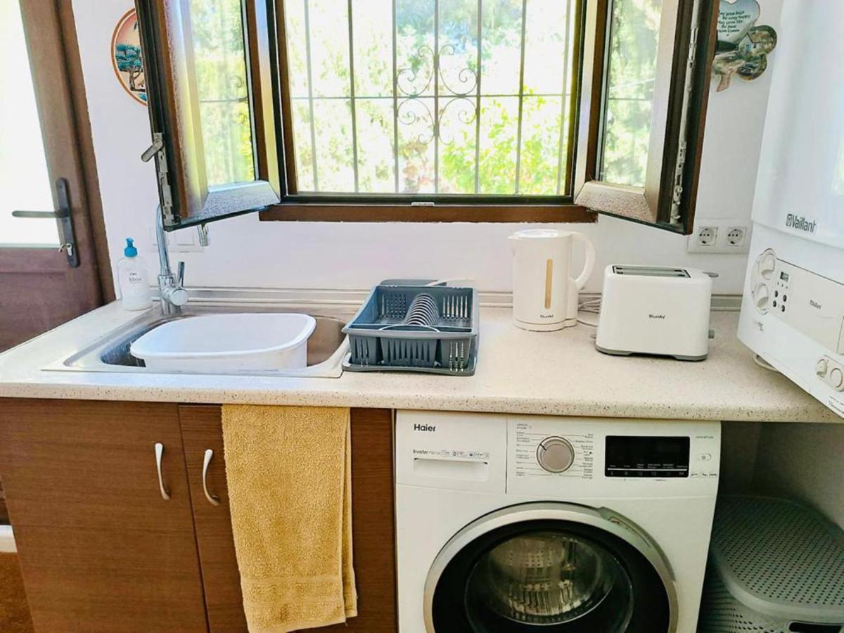 1-Bed Apartment Close To Moraira Town Centre ภายนอก รูปภาพ